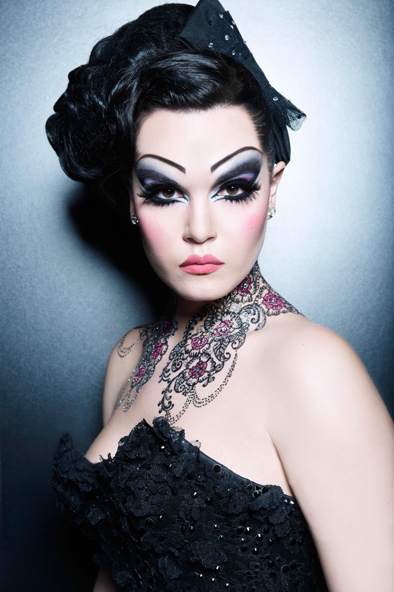 Tatouage paillettes