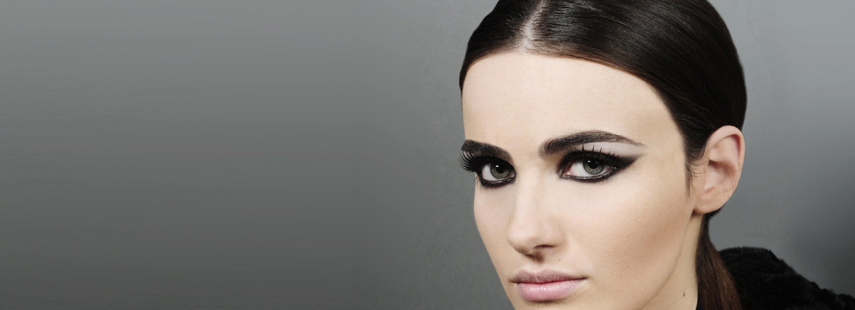 Maquillage à but commercial